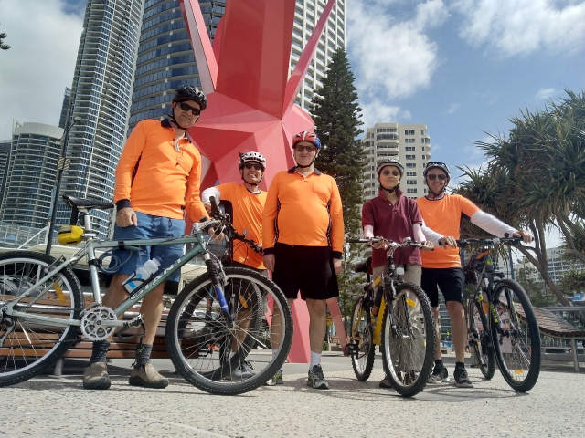 Renew Outdoor Connection Bike Ride at Surfers' Paradise